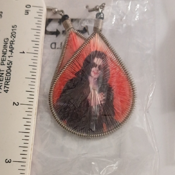 Michael Jackson Teardrop Earrings Bundle of 2 with Orange and Green Accents - Picture 3 of 4